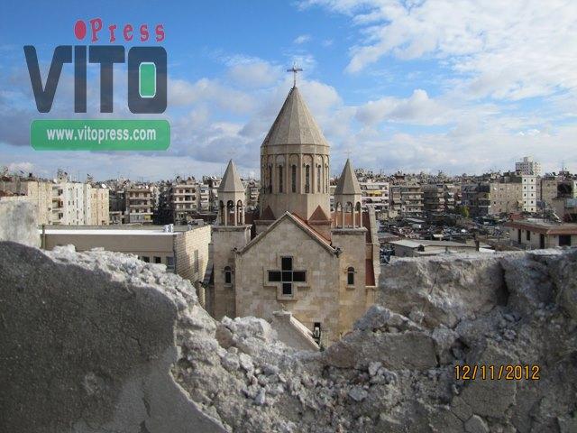 صورة: كنيسة أرمنية بحلب كما تبدو من على سطح إحدى الأبنية المتضررة