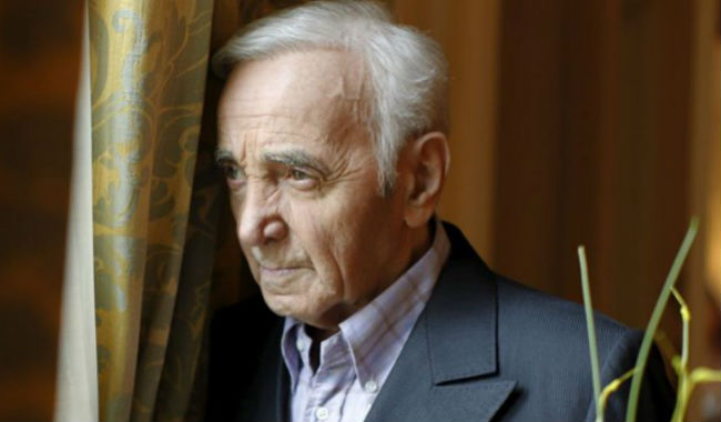 ألبوم جديد لشارل آزنافور عن 91 عاما