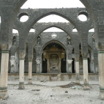 صورة: كنيسة القديس كيراكوس الأرمنية في ديار بكر سنة 2008، قبل الترميم