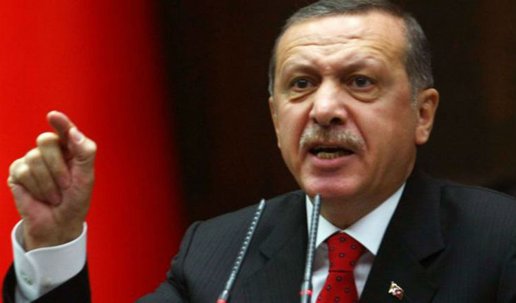 أردوغان يلمح بطرد الأرمن من "بلاده".. ويهدد: أرمينيا تلعب بالنار