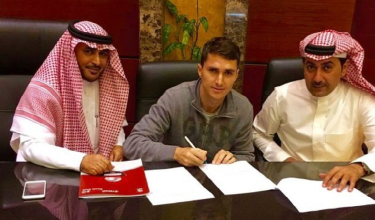 بيزيلي يتطلع لإعادة الشباب إلى صدارة الدوري السعودي