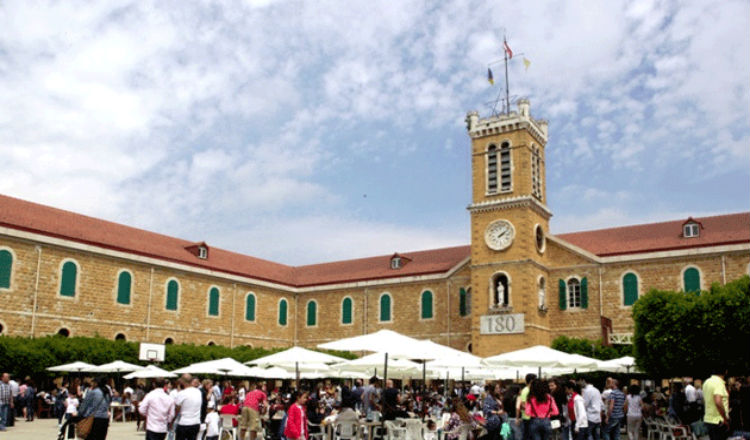 مقبرة تضم رفات 300 طفل أرمني في مدرسة «عينطورة» بلبنان