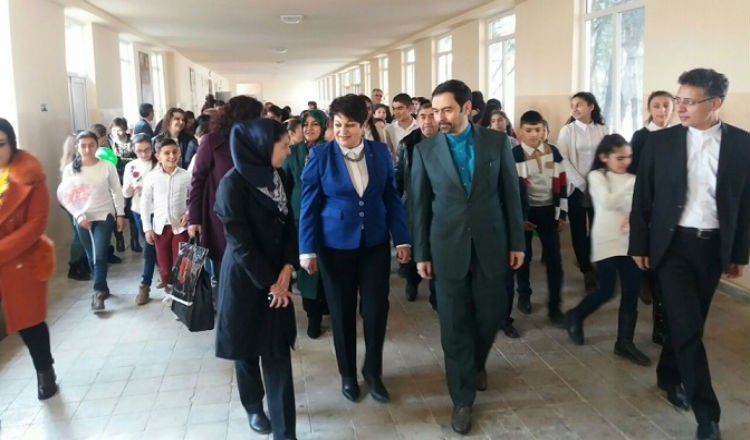 إیران تؤسس مركز تعلیم اللغة الفارسیة فی أرمینیا
