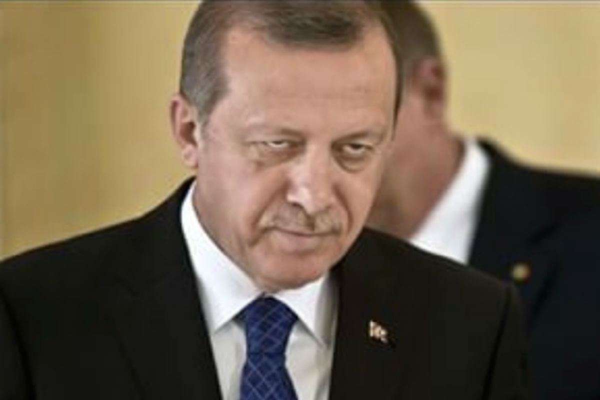 أردوغان يجمد ممتلكات وزيري العدل والداخلية الأمريكيين في تركيا.. إن وُجِدَتْ