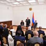 وفد اقتصادي لبناني يصل أرمينيا ويلتقي الرئيس آرمين ساركيسيان
