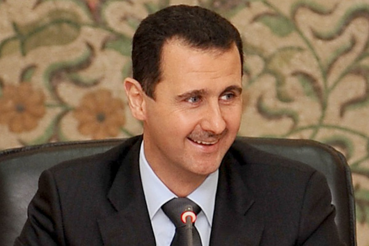 الأسد يجيب على سؤال يضحكه دائما