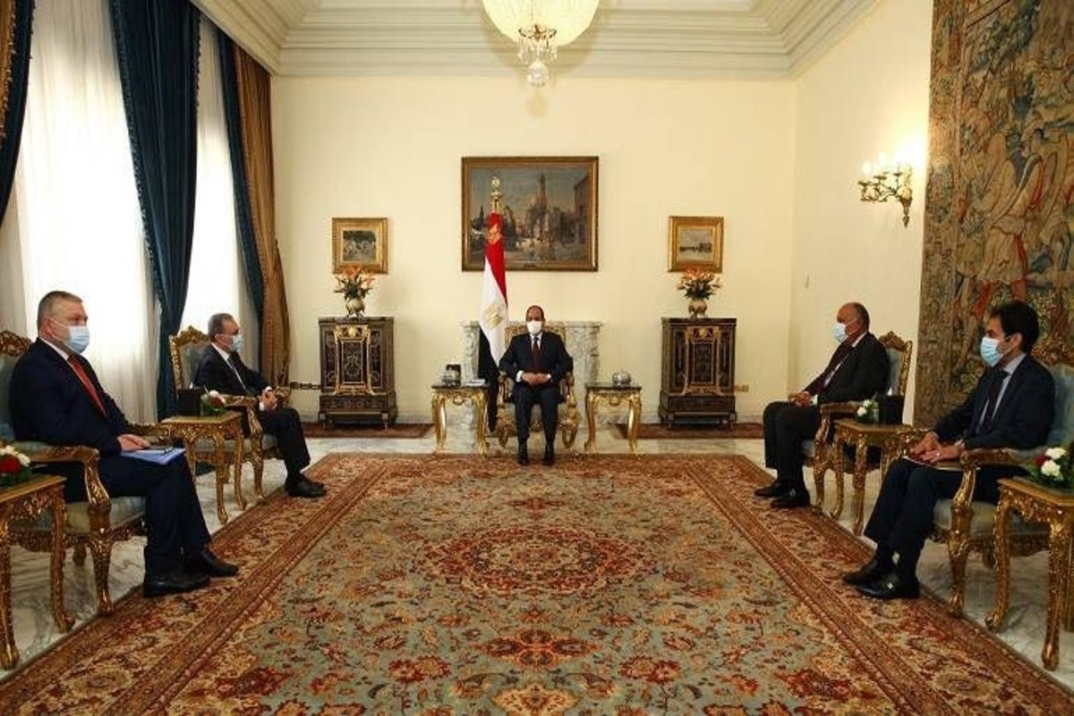 الرئيس السيسي يستقبل وزير خارجية أرمينيا زوهراب مناتساكانيان