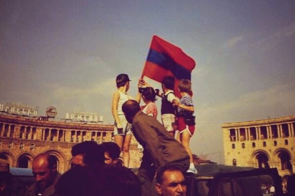 35 عامًا على استفتاء الاستقلال: الأرقام التي أخرجت أرمينيا من الاتّحاد السوفياتي